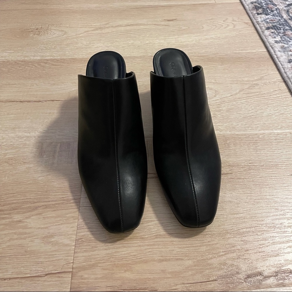 Mules - Picture 5 of 8